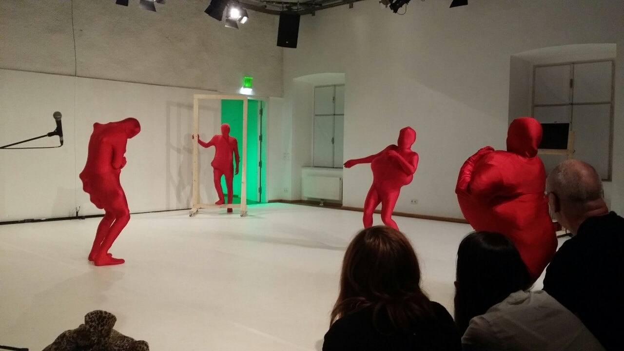 Las_Meninas_Elisabeth_Tambwe_0 (7)-min