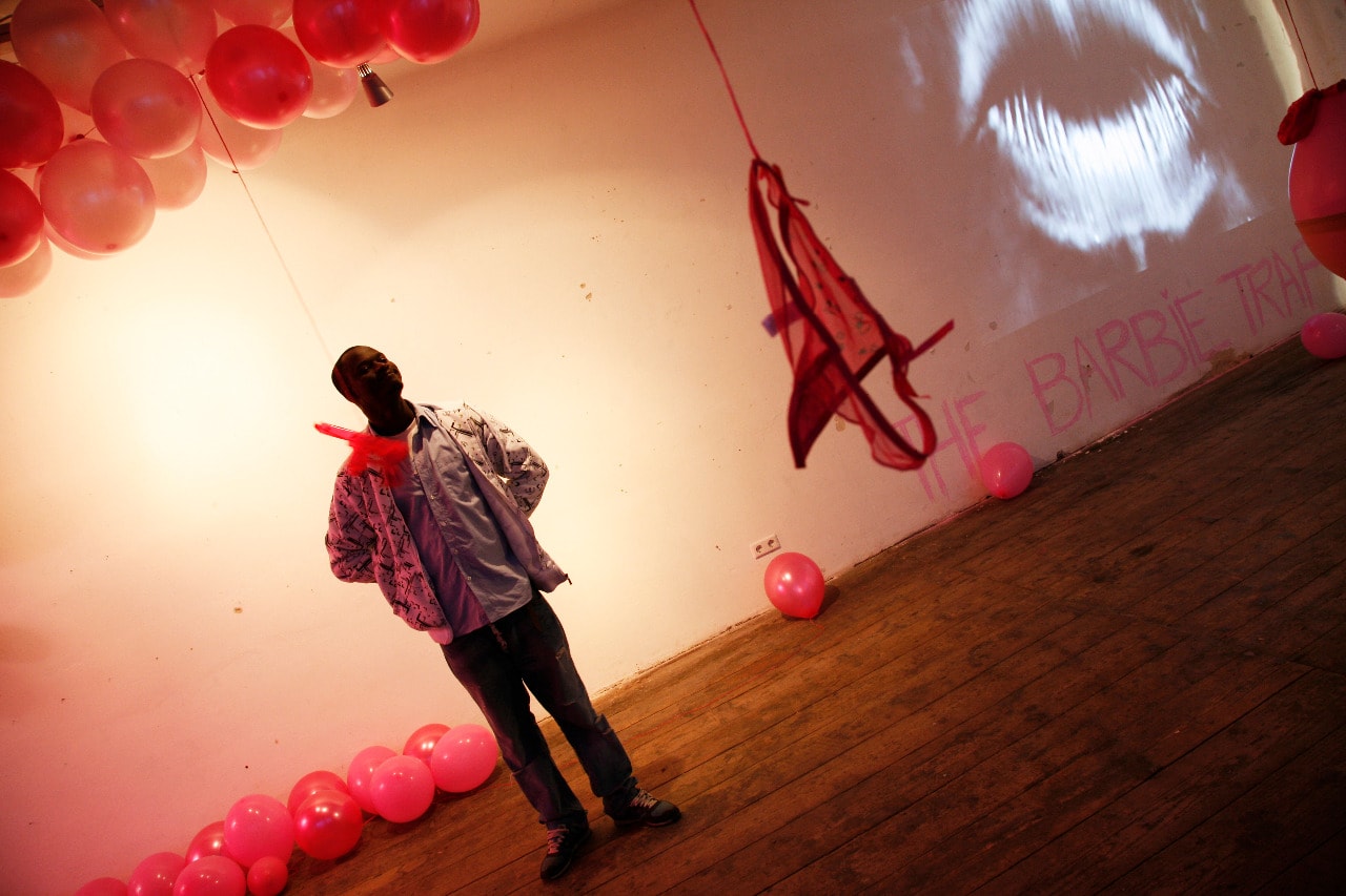 The_Barbie_Trap_Elisabeth_Tambwe_0 (4)-min
