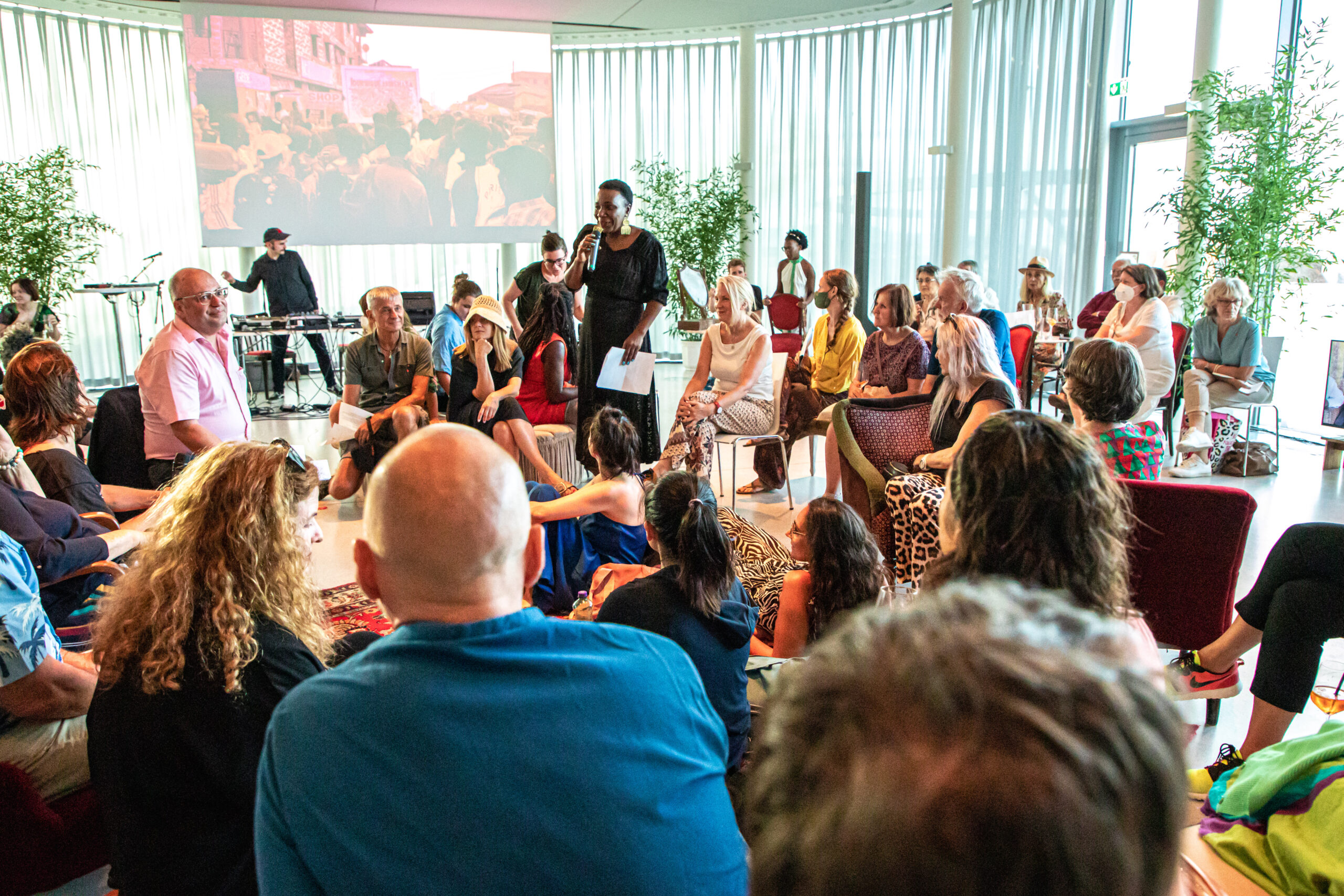 elisabeth_tambwe_salonsouterrain_bodies_digupproductions_implustanz_2022(c)svetlanagazic